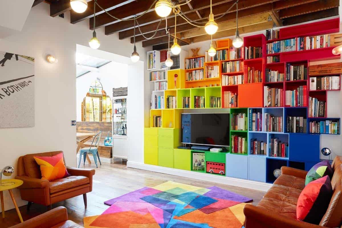 Delightful apartment in London full of color and personality