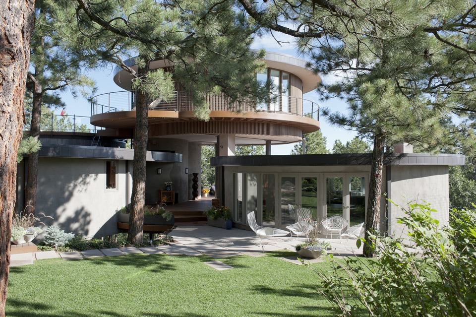 Extraordinary mid-century design in Colorado: Round House