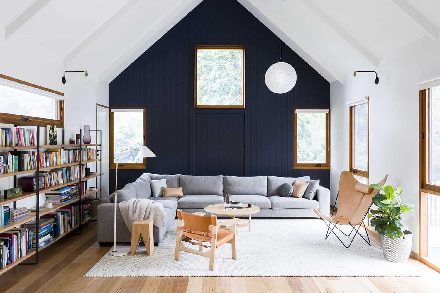 Charming historical Australian home gets barn style addition