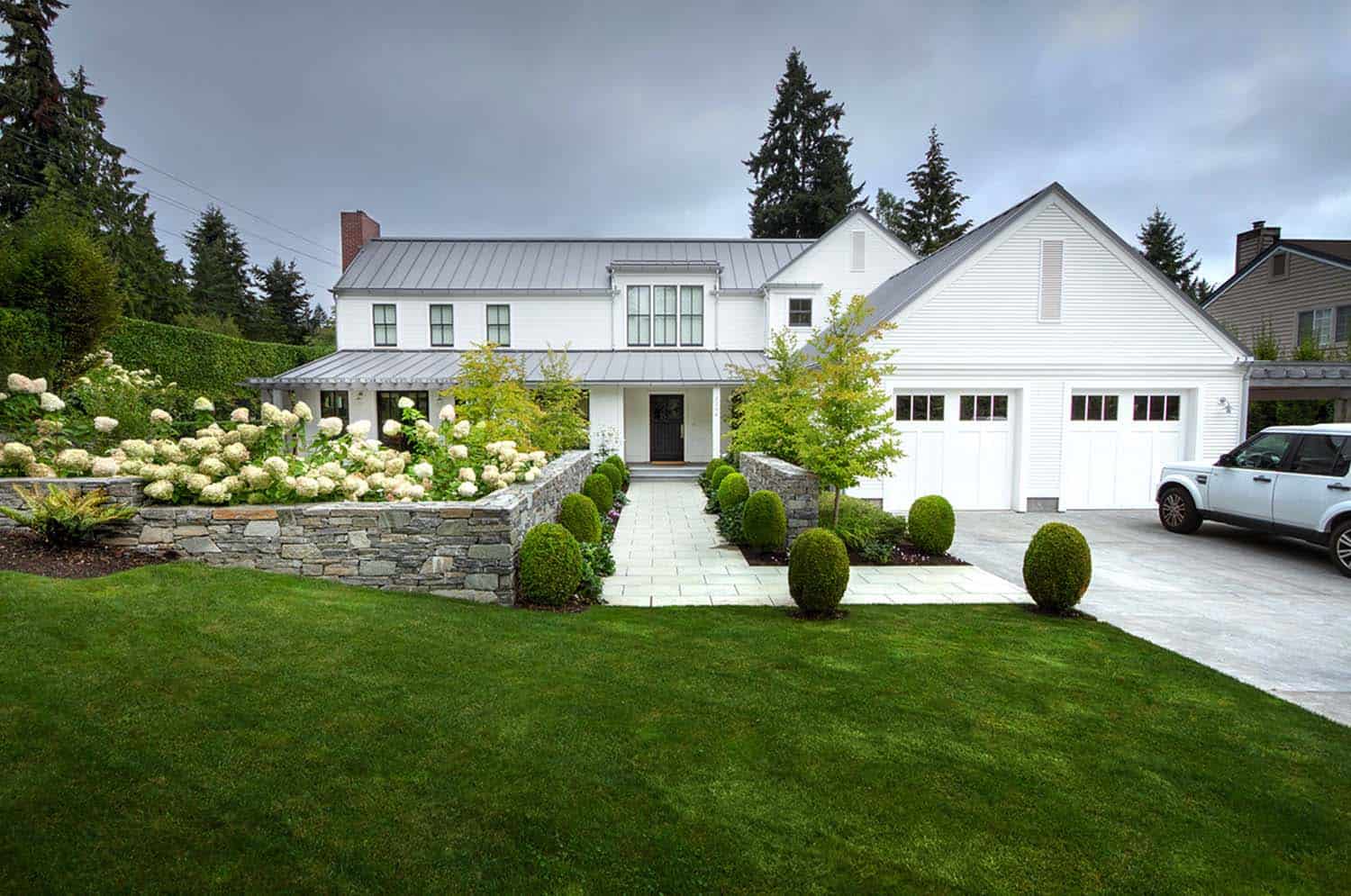 A gorgeous modern farmhouse style home in Washington