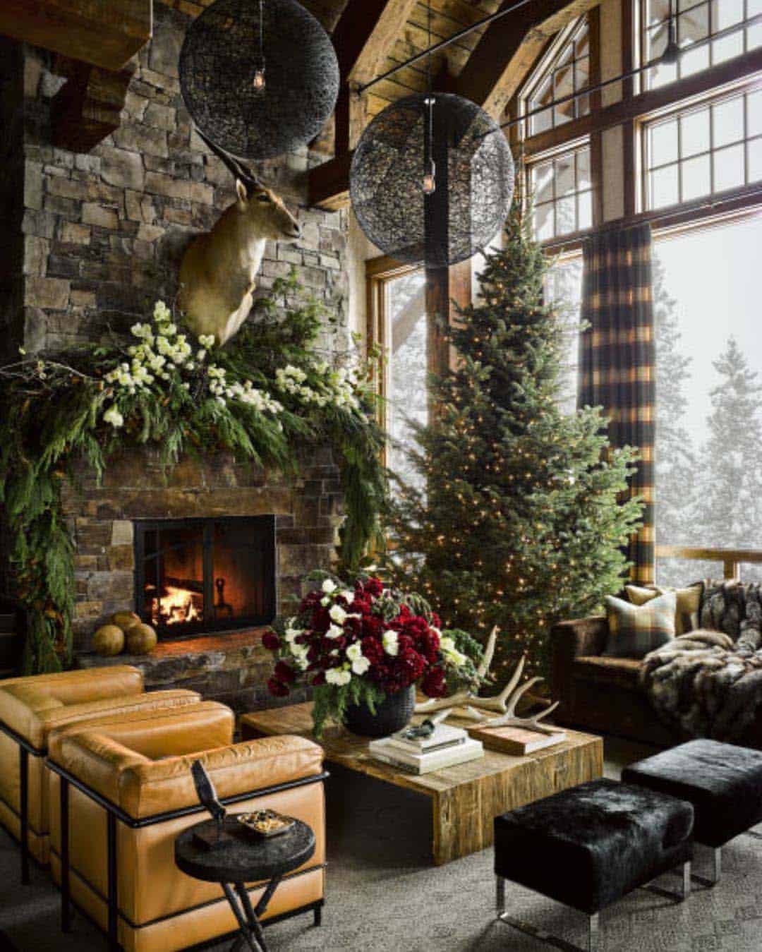 Montana guest retreat gets a fabulous makeover for the holidays