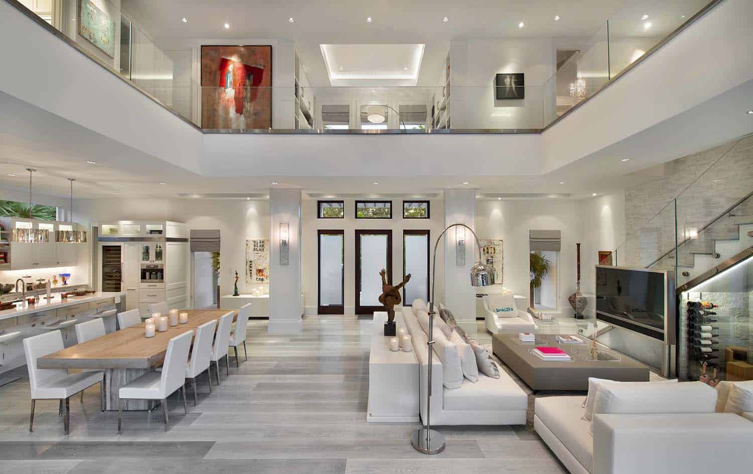 Exquisite modern coastal home in Florida with luminous interiors