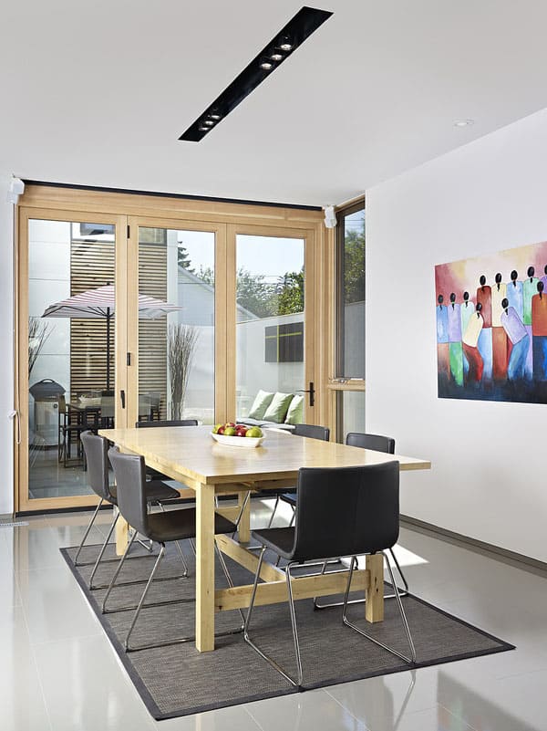 LG House-10-1 Kindesign