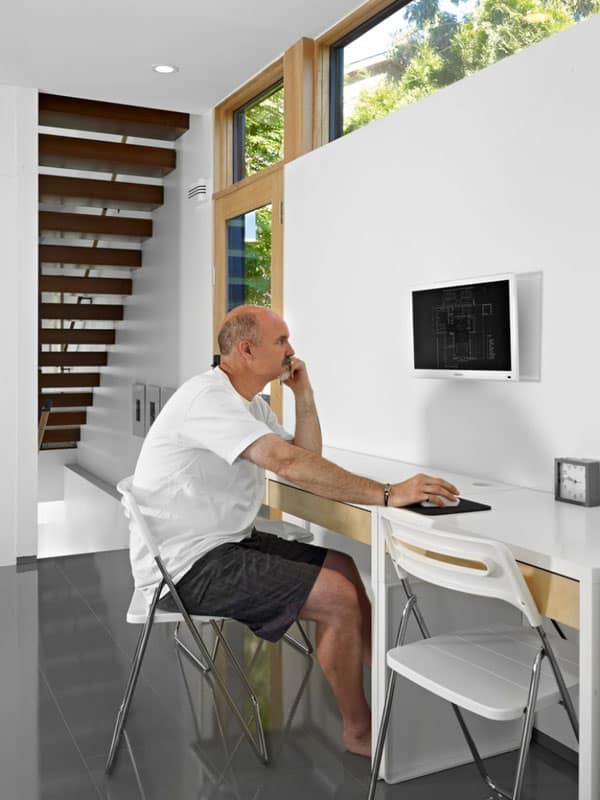 LG House-13-1 Kindesign