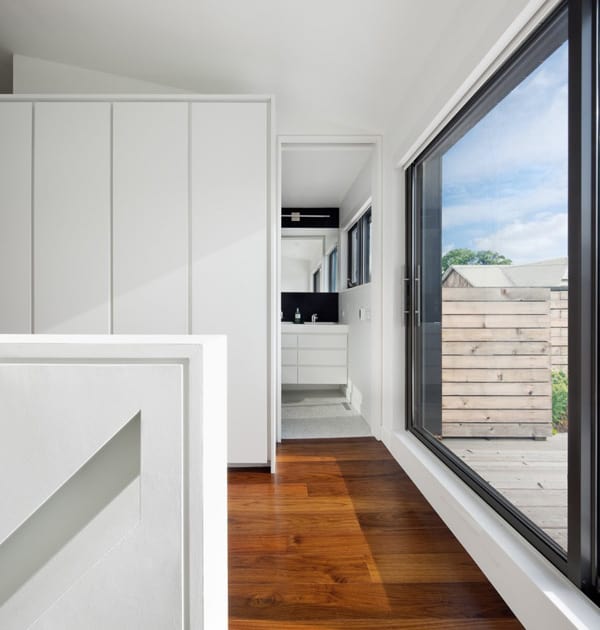 Contrast House-09-1 Kindesign