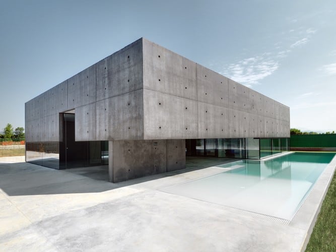 House in Urgnano-03-1 Kindesign