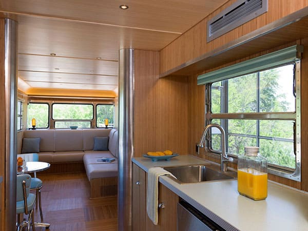 Locomotive Ranch Trailer-11-1 Kindesign