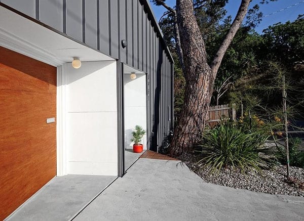 Big and Small House-Anonymous Architects-09-1 Kindesign