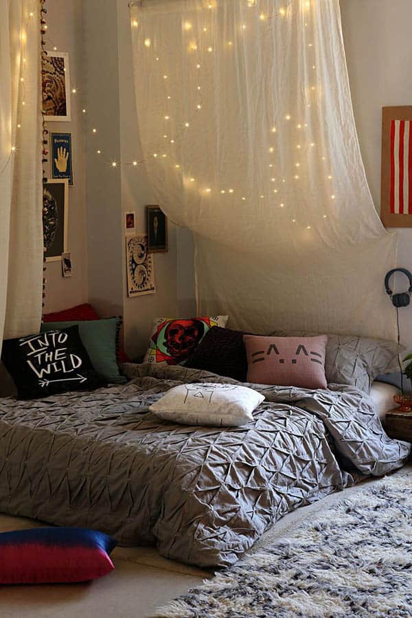 66 Inspiring ideas for Christmas lights in the bedroom