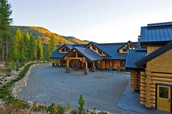 Okanagan Log Home-Sticks and Stones Design Group-29-1 Kindesign