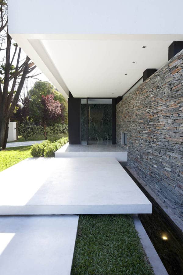 Casa Carrara-Andres Remy Arquitectos-08-1 Kindesign