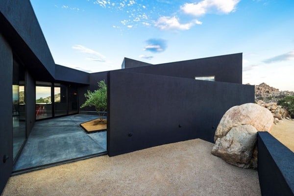 Black Desert House-Oller & Pejic Architecture-16-1 Kindesign