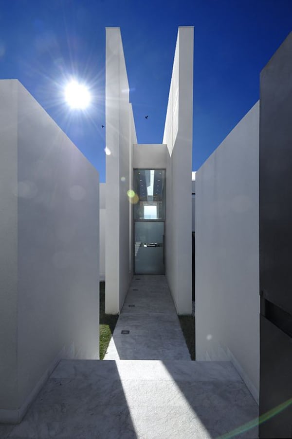 Camarines House-A-cero-04-1 Kindesign