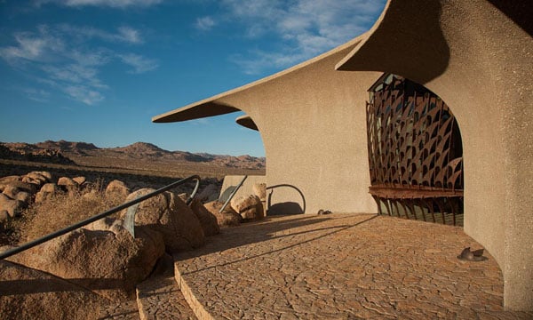 The Desert House-Kendrick Bangs Kellogg-15-1 Kindesign