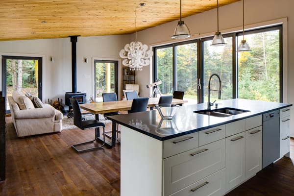 Chalet Bolton-Est-Atelier BOOM TOWN-12-1 Kindesign