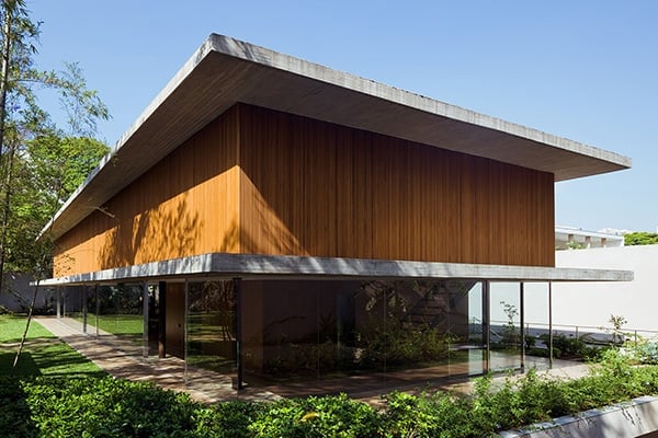 Toblerone House-studiomk27-10-1 Kindesign