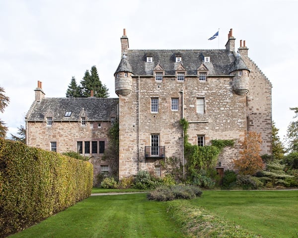 Dalcross Castle-Maxwell Company Architects-07-1 Kindesign
