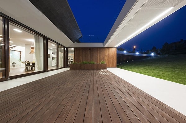 Edge House-Mobius Architecture-12-1 Kindesign