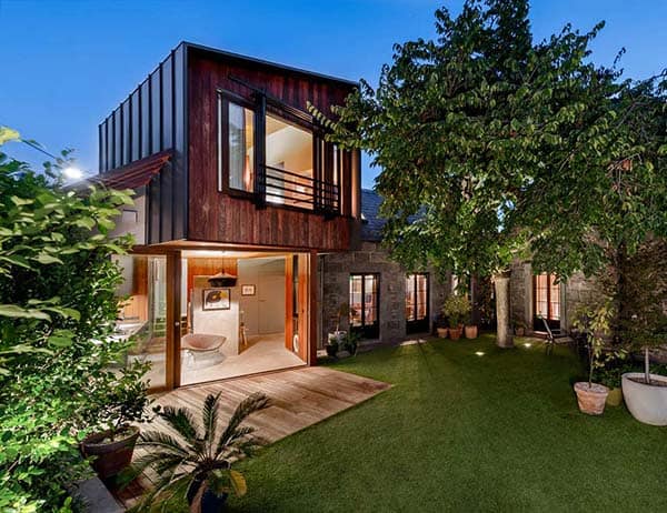 Tree House-Robert Nichol and Sons-01-1 Kindesign
