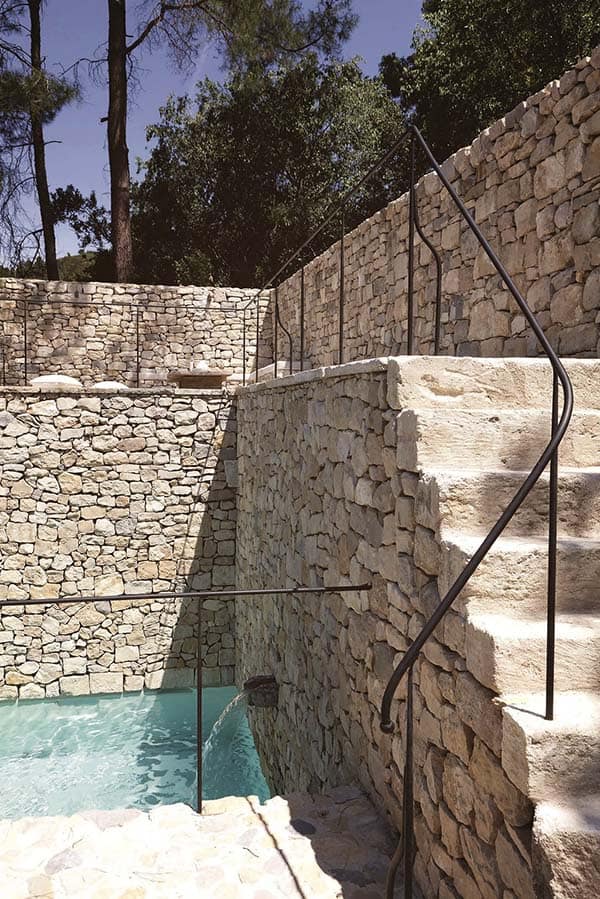 House in Provence-AM Designs-04-1 Kindesign