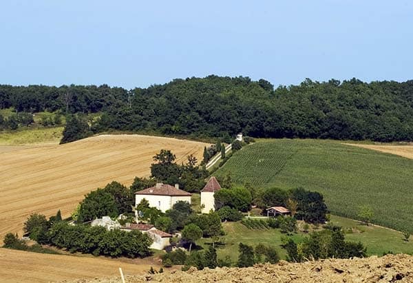 Stone Farmhouse in France-18-1 Kindesign