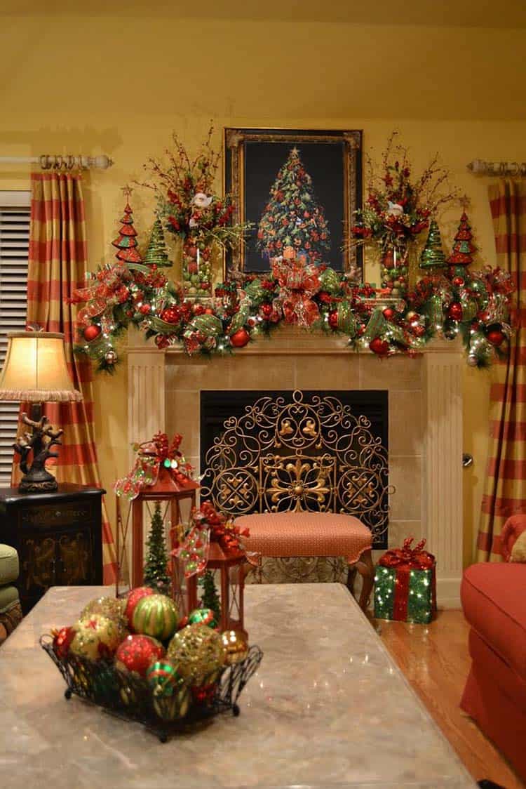 50+ Absolutely Fabulous Christmas Mantel Decorating Ideas