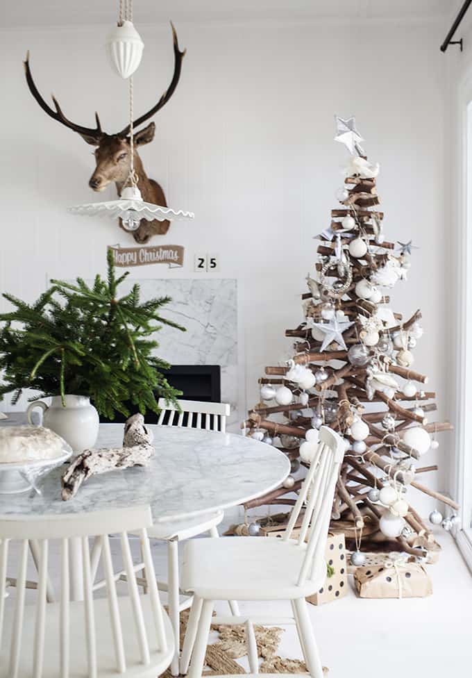 Christmas Tree Decoration Ideas-21-1 Kindesign