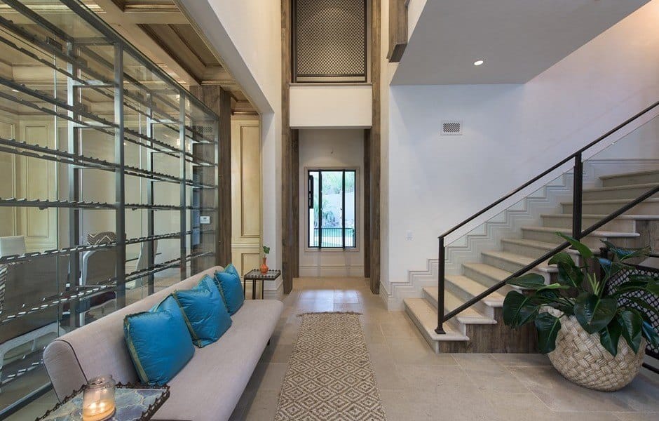 Contemporary Mediterranean Home-12-1 Kindesign