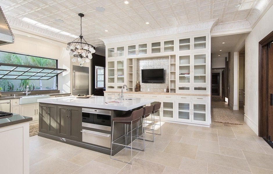 Contemporary Mediterranean Home-14-1 Kindesign