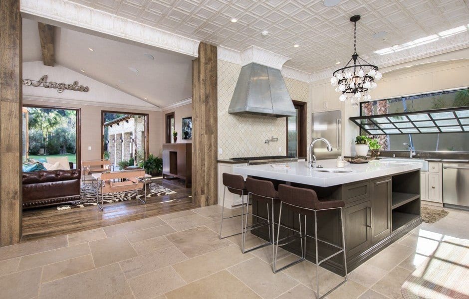 Contemporary Mediterranean Home-15-1 Kindesign