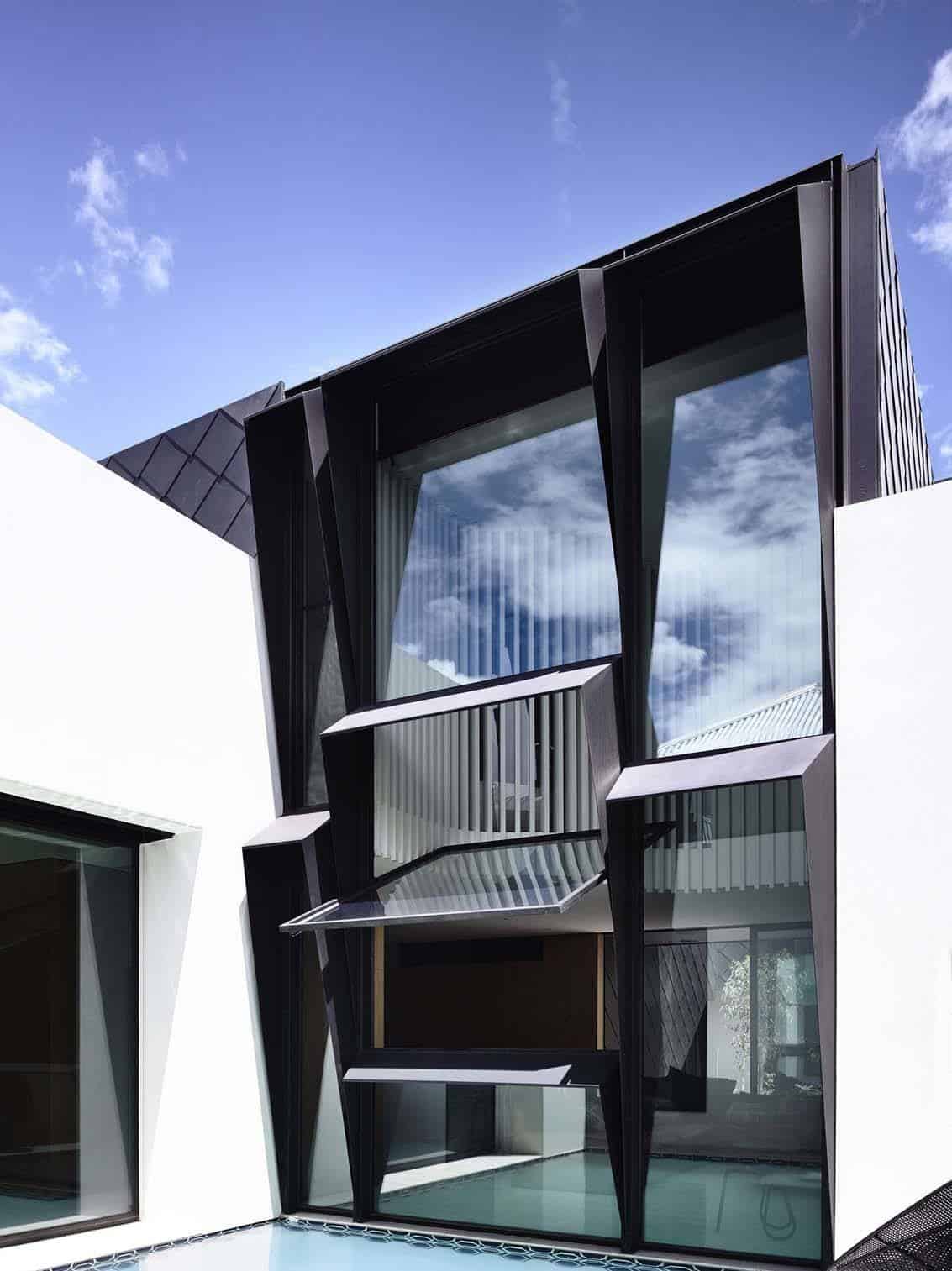 Victorian House-Kennedy Nolan-04-1 Kindesign