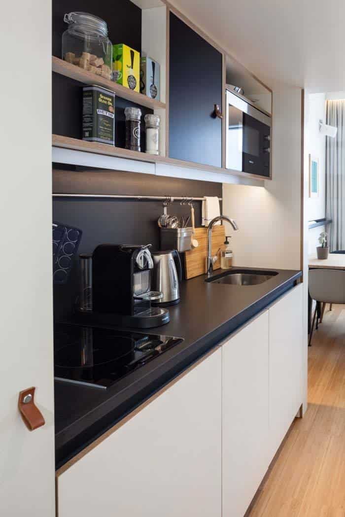 Small Apartment Design-Zoku-13-1 Kindesign