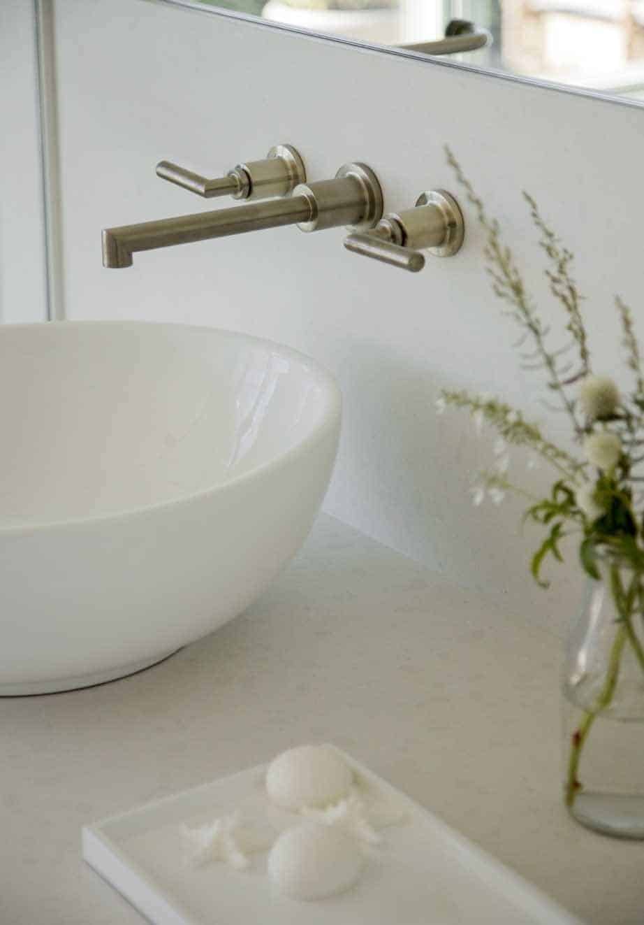 Stonewall Beach House-Marthas Vineyard Interior Design-12-1 Kindesign