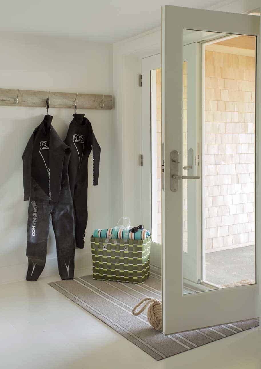 Stonewall Beach House-Marthas Vineyard Interior Design-18-1 Kindesign