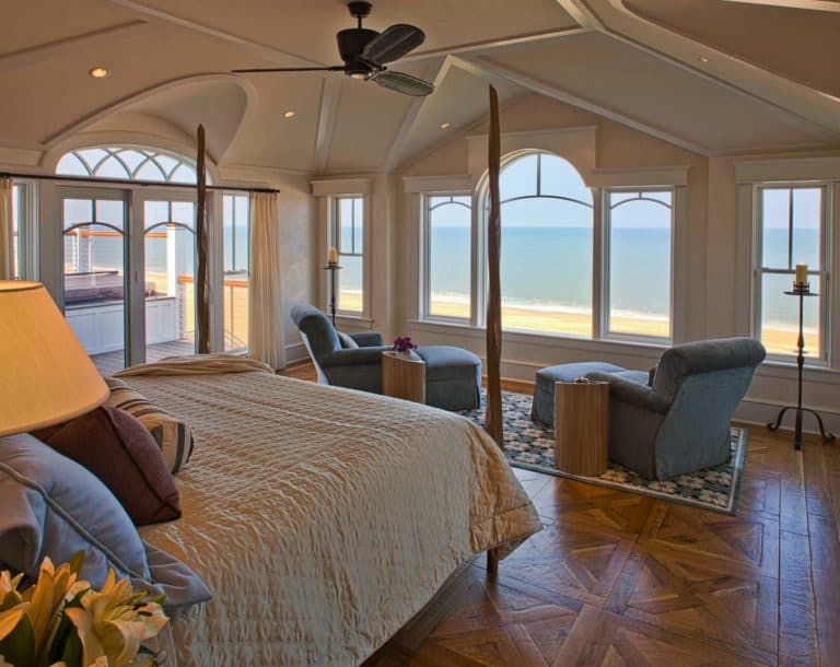34 Sun-Drenched Bedrooms With Mesmerizing Ocean Views