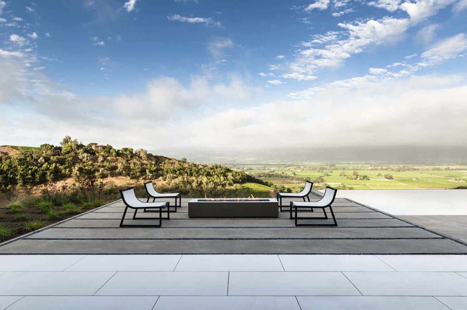 Modern Hillside Home-John Maniscalco Architecture-28-1 Kindesign