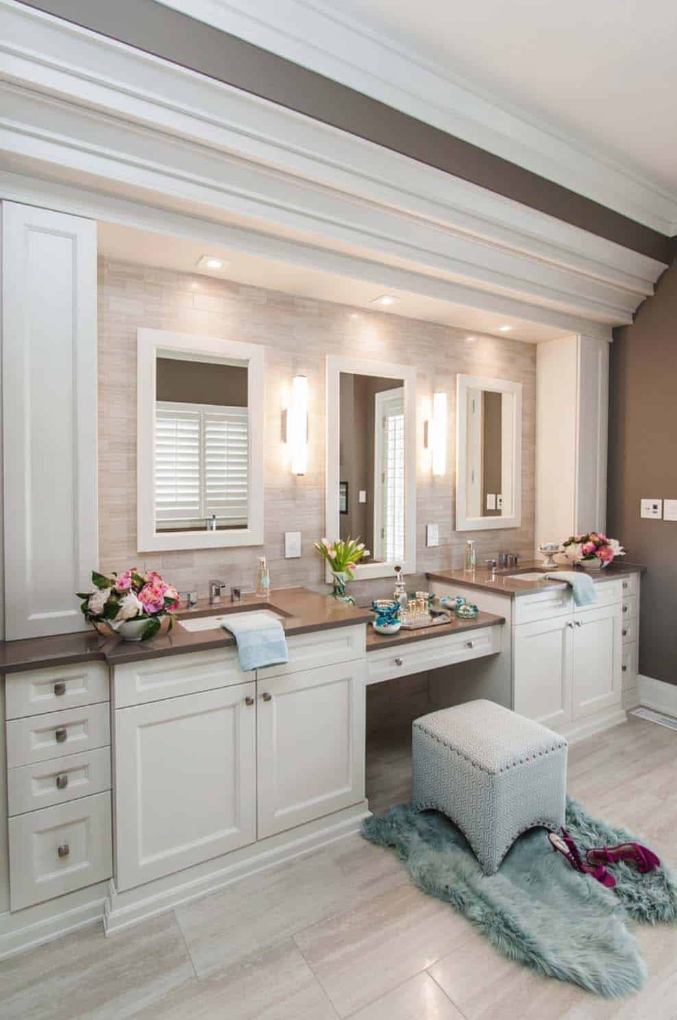 Traditional Bathroom Design Ideas-02-1 Kindesign