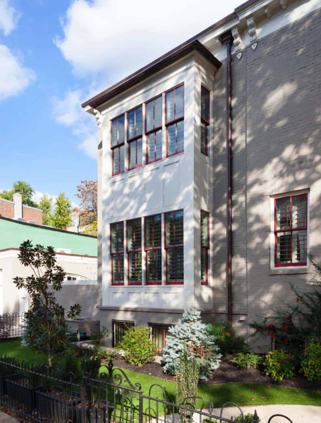 Transitional Style Home Renovation-Lawlor Architects-14-1 Kindesign