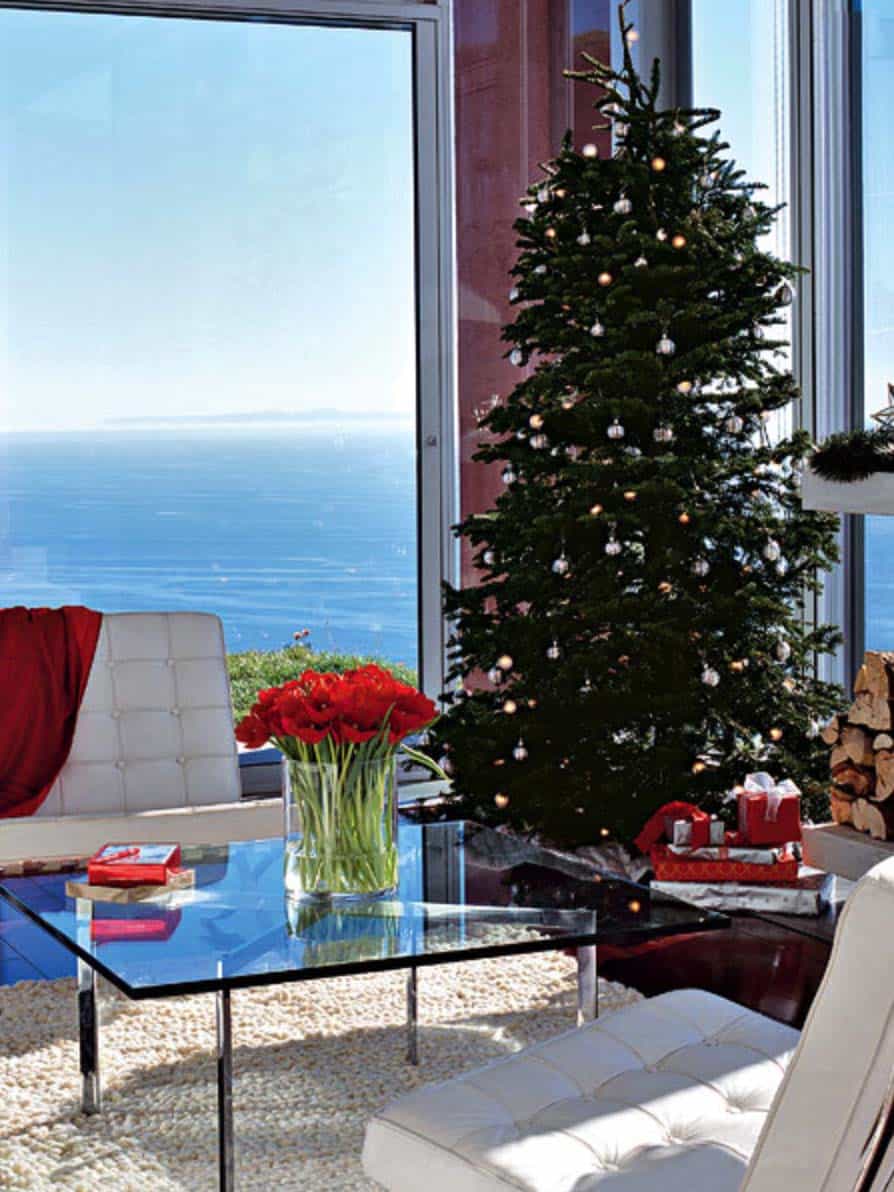 coastal-christmas-tree-decorating-ideas-17-1-kindesign