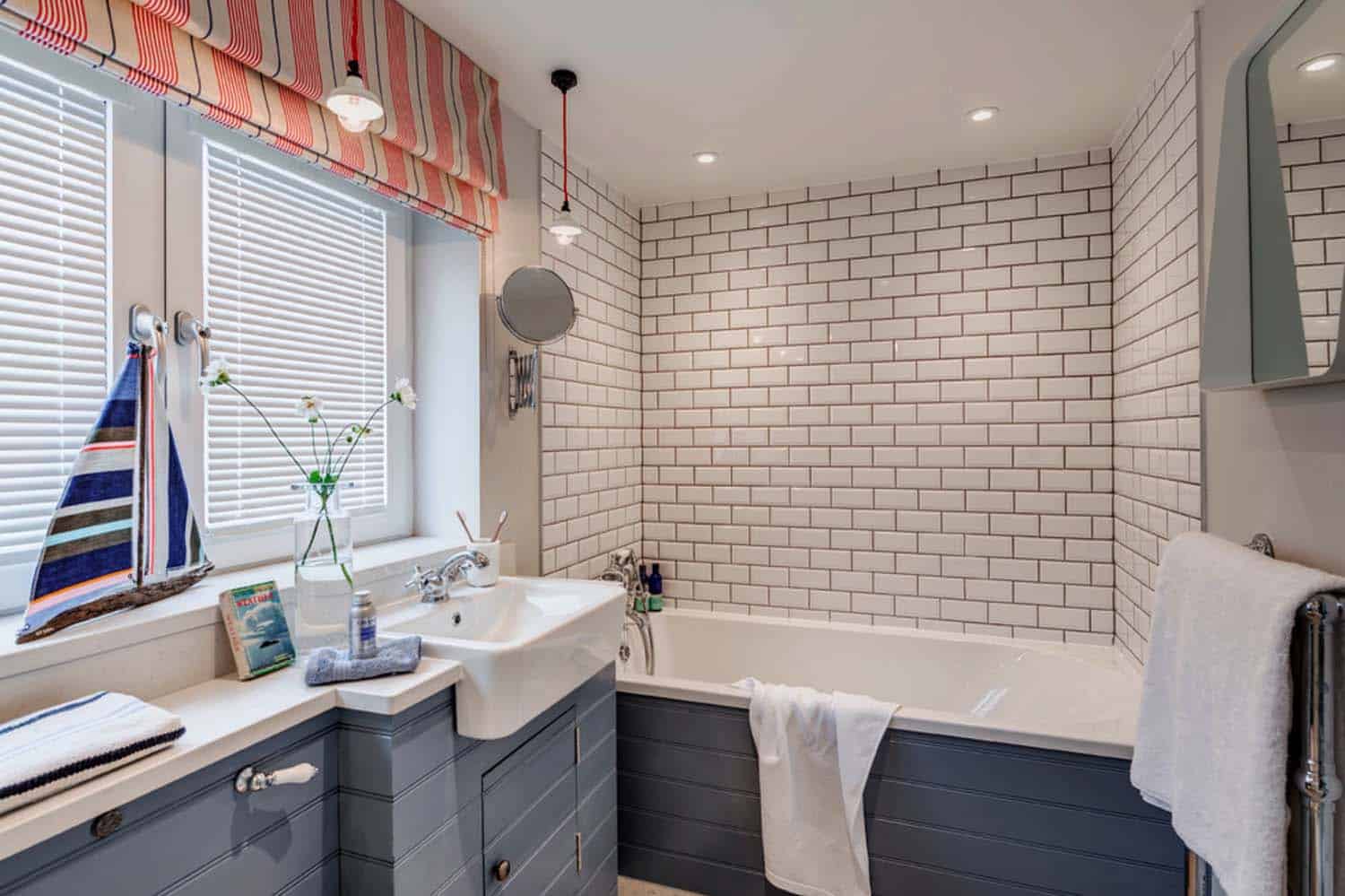 seaside-bungalow-renovation-woodford-architecture-12-1-kindesign