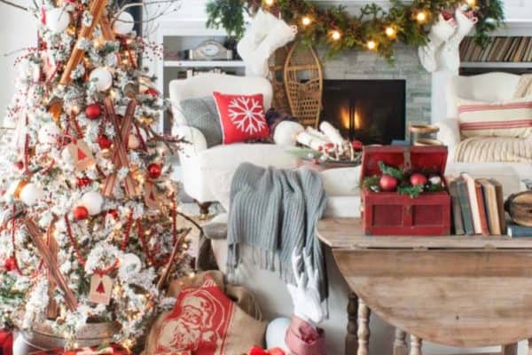 featured posts image for 40+ Cozy and cheerful homes decorated for a snowy Christmas