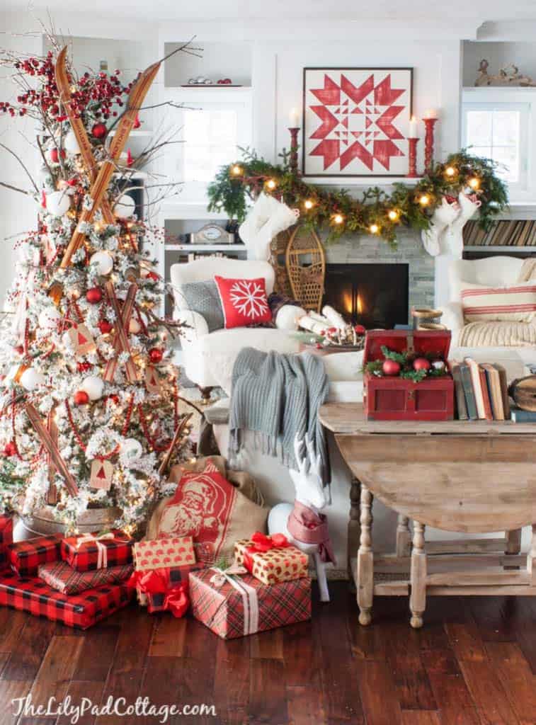 cozy-christmas-decorated-homes-39-1-kindesign