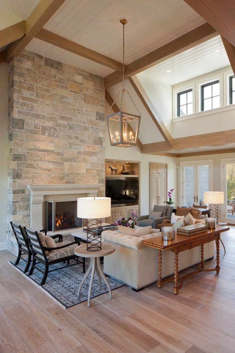 Warm and Inviting shingle style family home in East Grand Rapids