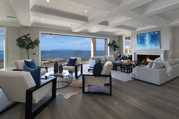 featured posts image for Southern California beach house with a fresh take on casual decor