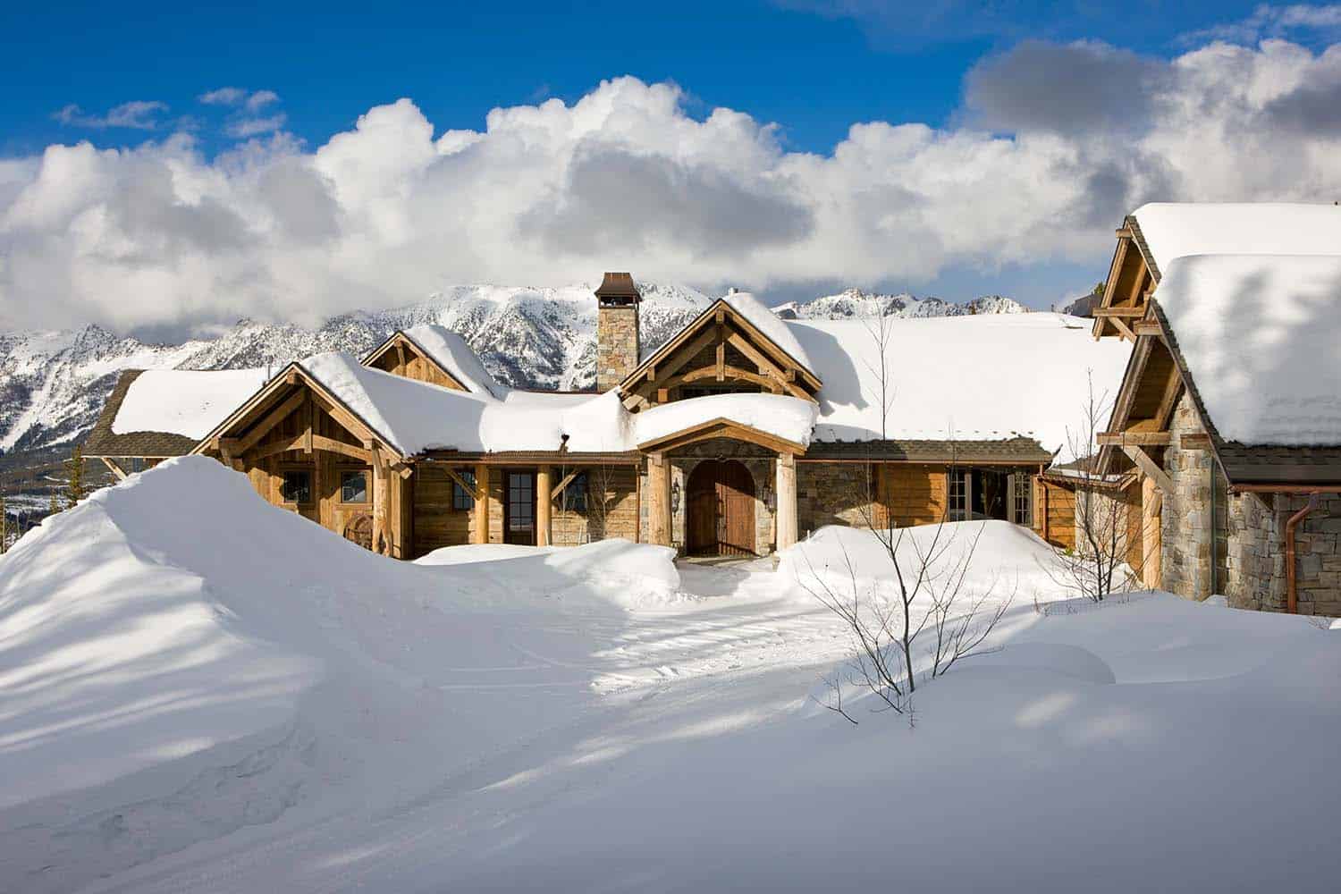 rustic-mountain-home-locati-architects-02-1-kindesign