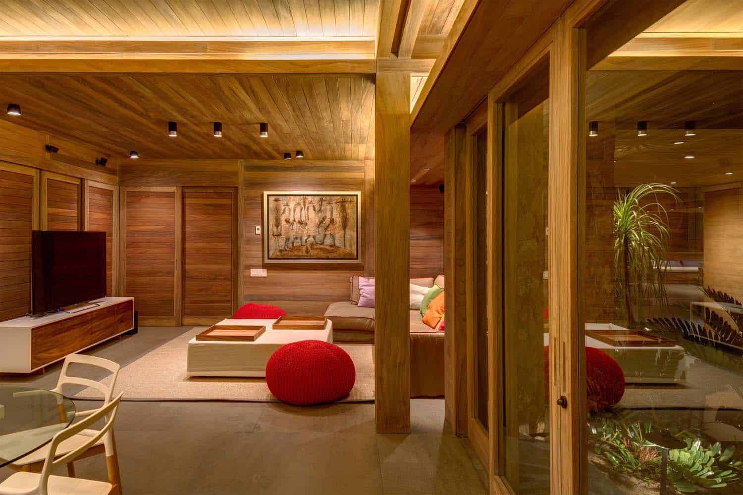 Modern Tropical Beach House-23-1 Kindesign