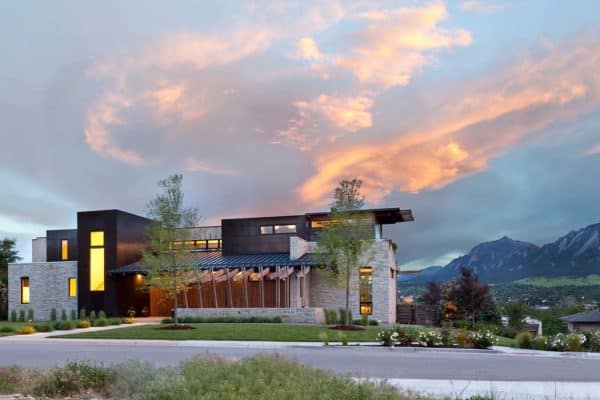 featured posts image for Architecturally striking contemporary alpine residence in Colorado