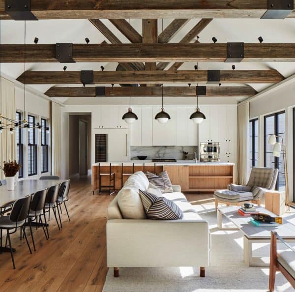 38 Stunning interior living spaces with exposed ceiling trusses