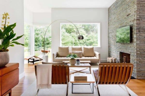 featured posts image for East Hampton pad features neutral palette with a masculine touch