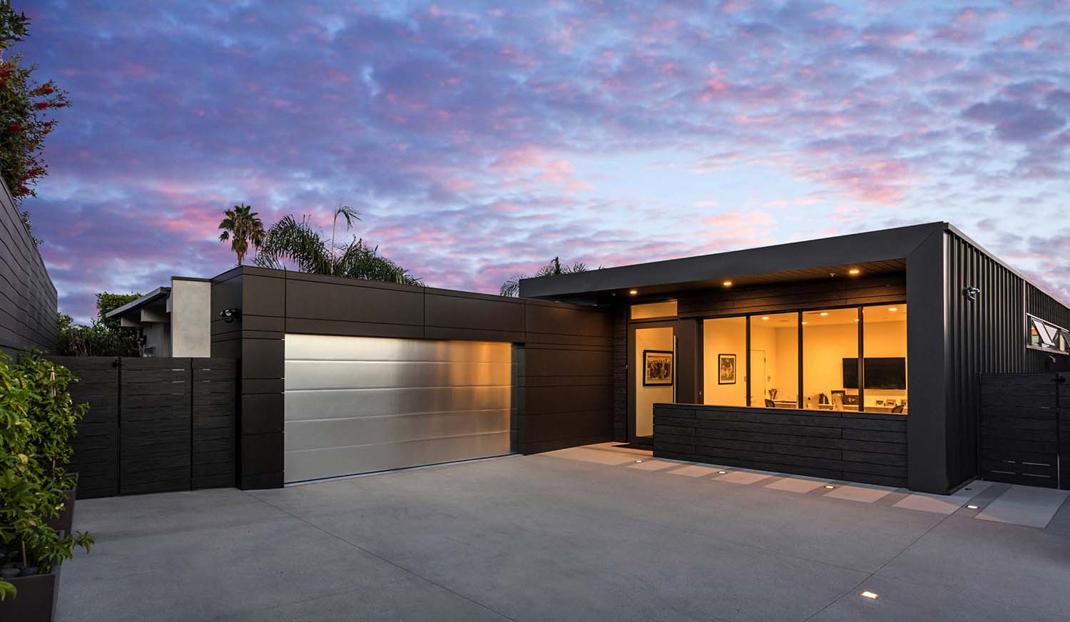Striking Contemporary Home-Abramson Teiger Architects-01-1 Kindesign